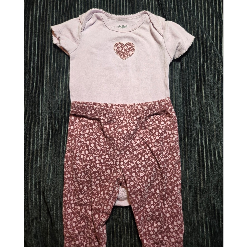 Child of Mine by Carters Baby Girl 3-6M Purple Heart Bodysuit Floral Leggings
